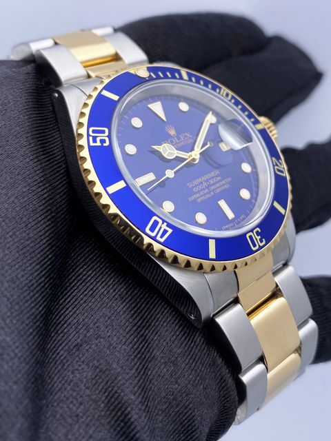 Rolex Submariner 16613 Image 3